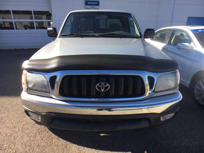 2003 toyota tacoma v6 2dr xtracab v6 4wd sb for sale in milford, connecticut