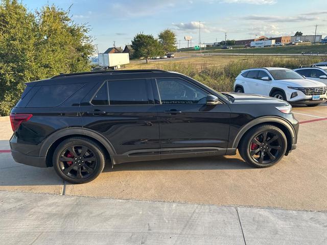 2020 ford explorer st