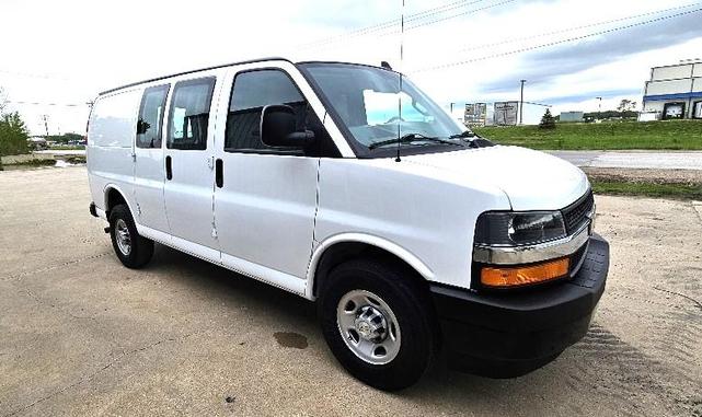 2022 chevrolet express 2500 work van