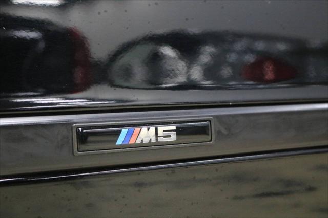 2002 bmw m5 base