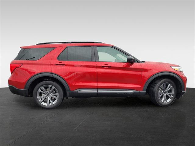 2021 ford explorer xlt