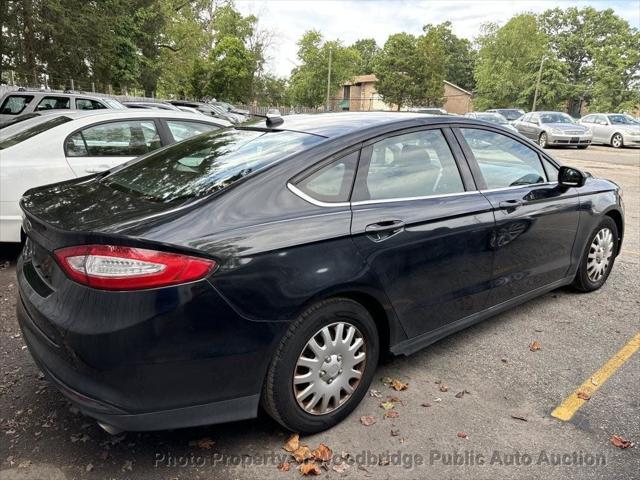 2014 ford fusion se
