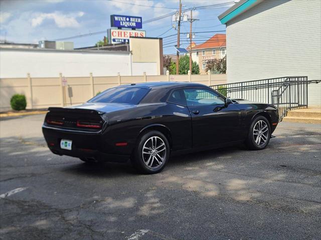 2019 dodge challenger gt
