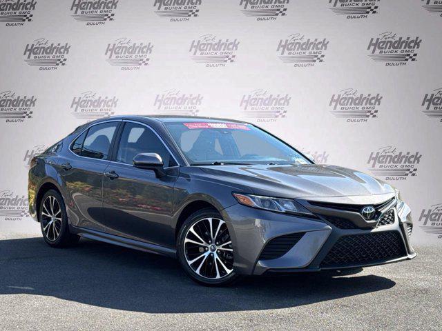 2019 toyota camry se
