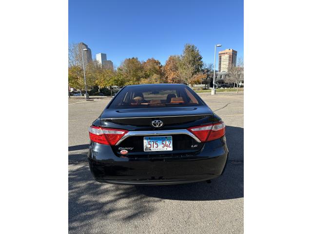 2016 toyota camry se