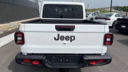 2024 Jeep Gladiator