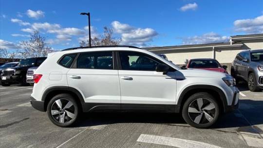 2024 Volkswagen Taos