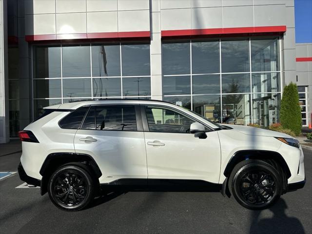 2022 toyota rav4 hybrid se