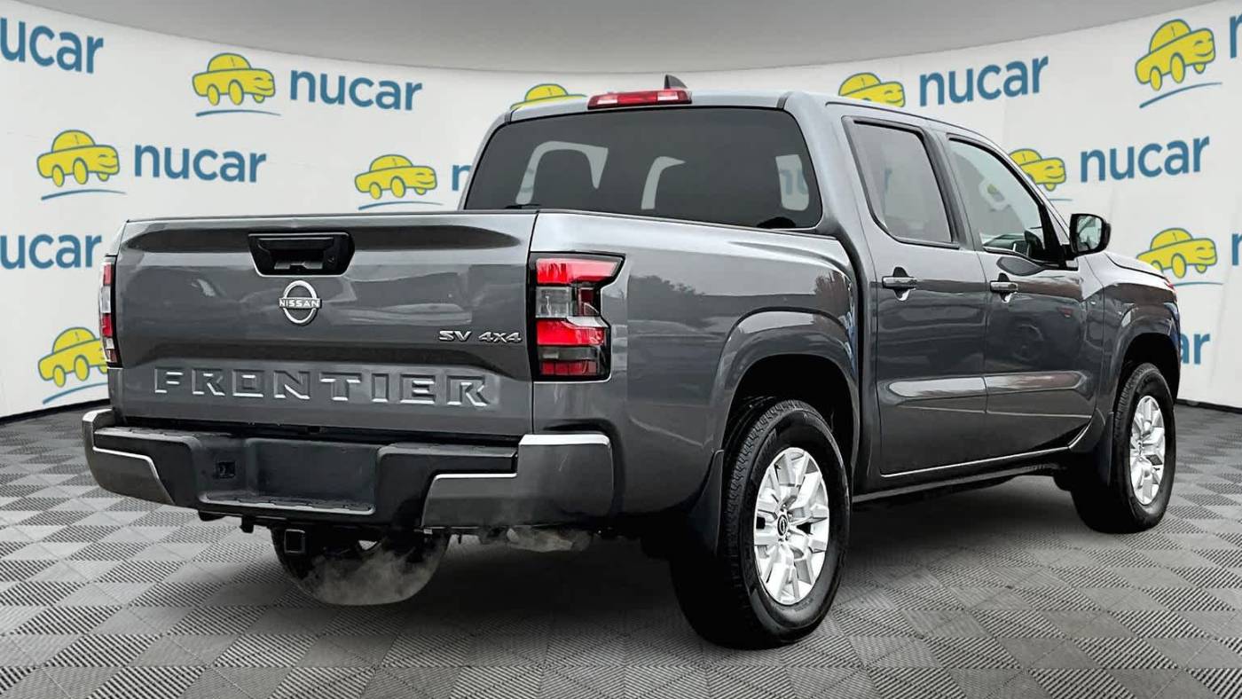2022 nissan frontier sv