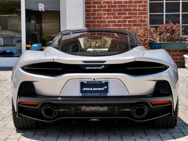 2023 mclaren gt