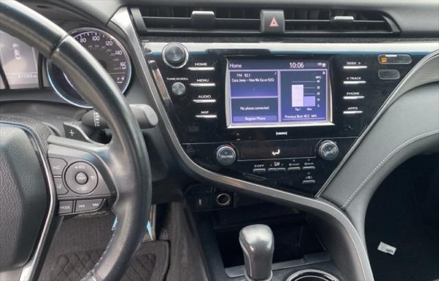 2020 toyota camry se