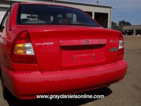 2000 hyundai accent gl in mississippi