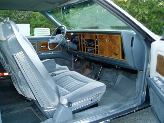 1985 buick riviera .. 1 owner . 33k actual miles