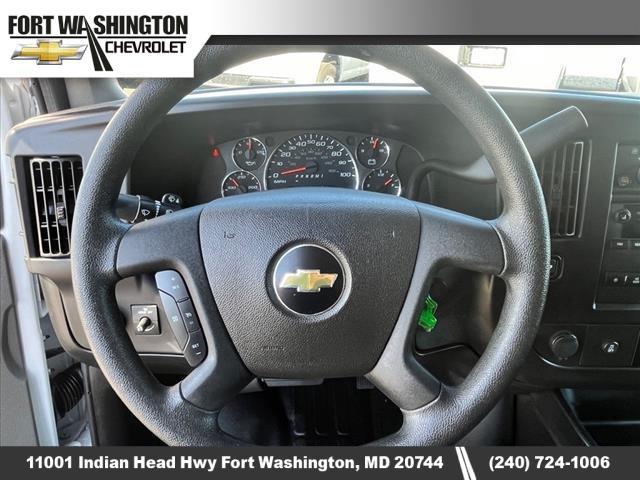 2022 chevrolet express 2500 rwd 2500 regular wheelbase wt