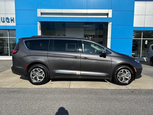 2023 chrysler pacifica limited