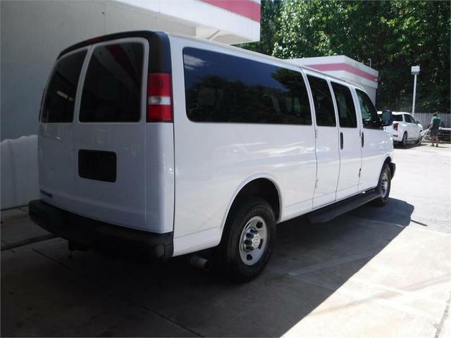 2017 chevrolet express 3500 ls