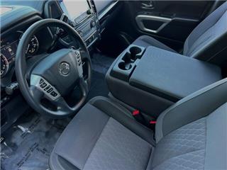 2022 Nissan Titan sv