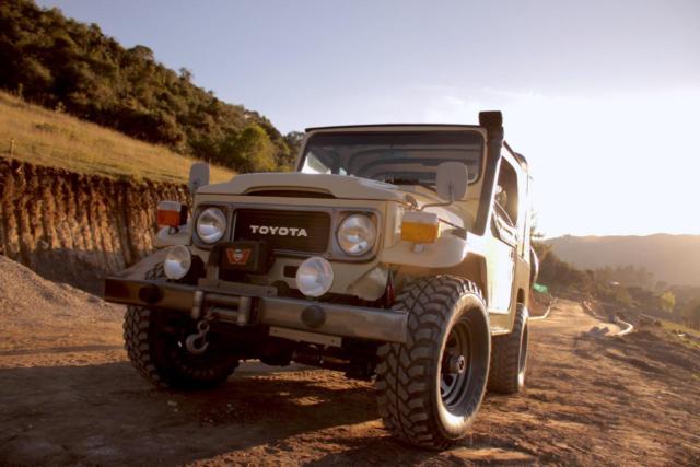 1983 toyota land cruiser fj40 fj 40 2f rare 2-door full frame-off restoration