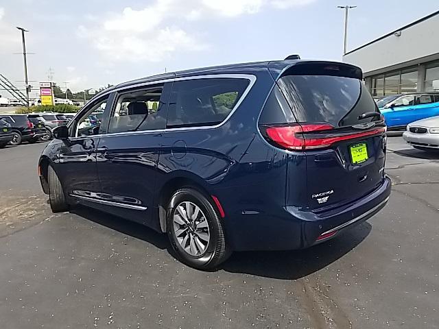 2023 chrysler pacifica hybrid limited