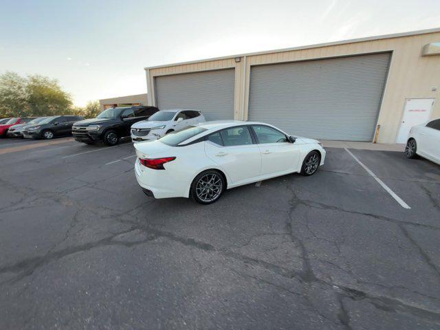 2023 nissan altima sr vc-turbo fwd