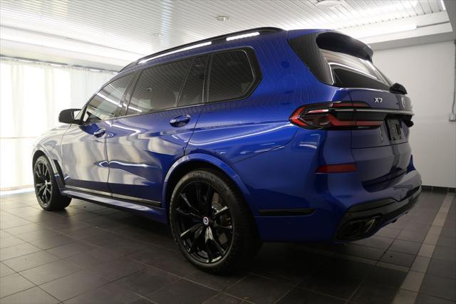 2023 bmw x7 m60i