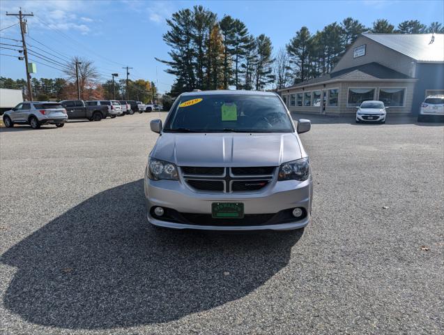 2019 dodge grand caravan gt