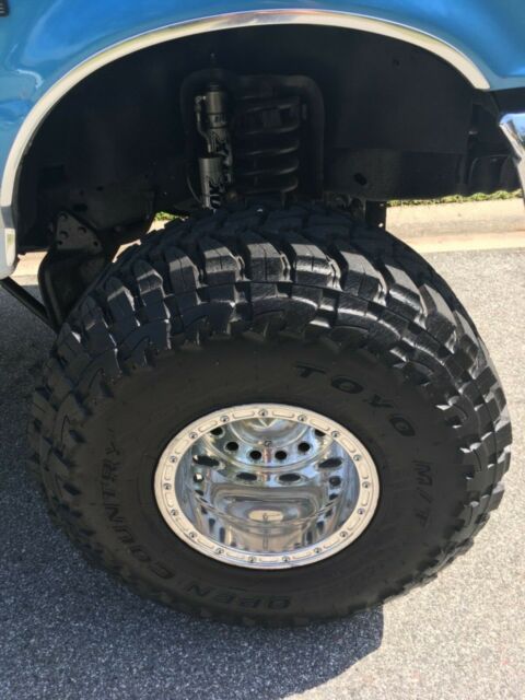 1993 ford f150 15x14 weld wheels 37x14.50x15 nitto fox remote reservoir shocks