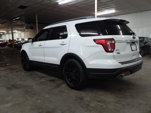 2018 ford explorer xlt