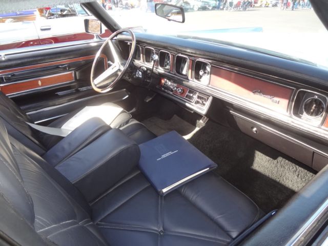 lincoln continental mark iii w/ factory sunroof