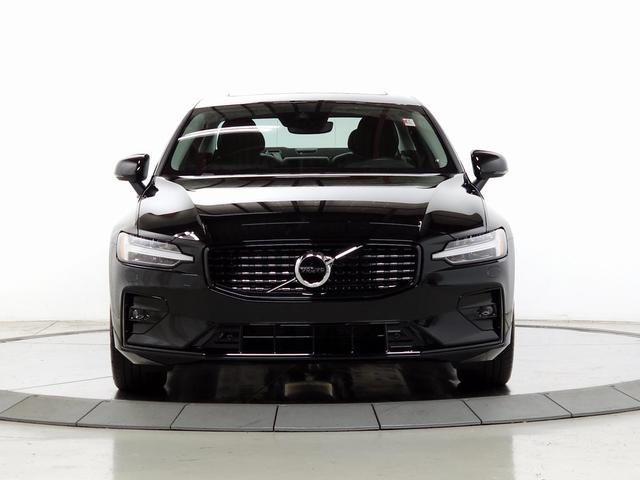 2022 volvo s60 b5 awd momentum