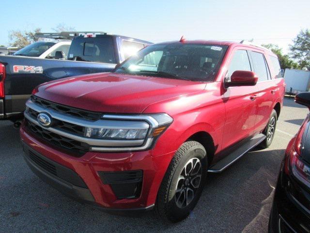 2022 ford expedition xlt