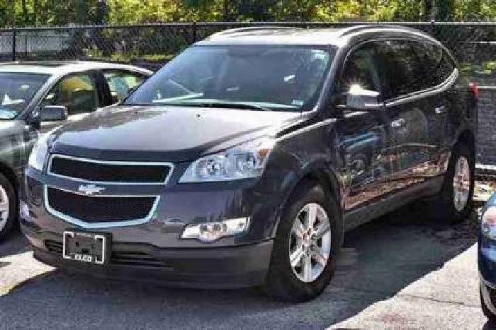 2010 chevrolet traverse lt w/1lt in ballwin, mo