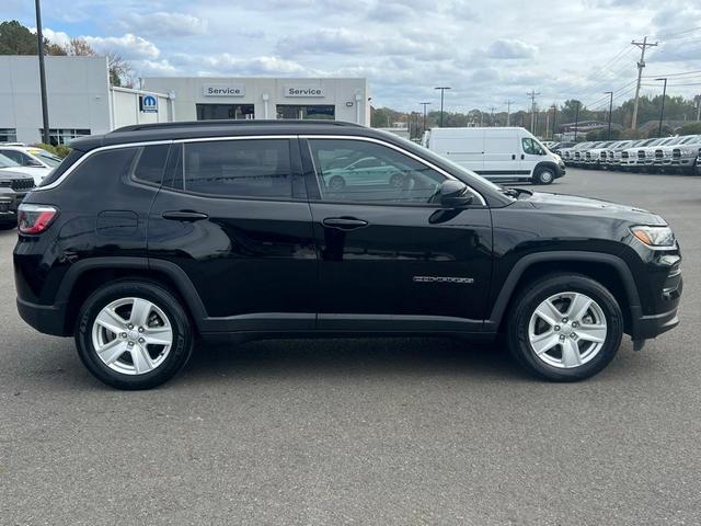 2022 jeep compass latitude
