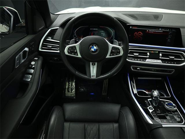 2022 bmw x7 m50i