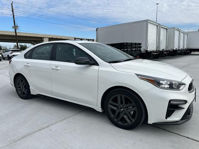 2021 kia forte gt-line