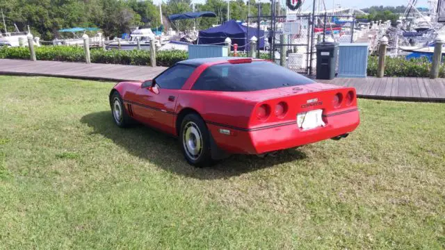 1987 red c4 corvette coupe