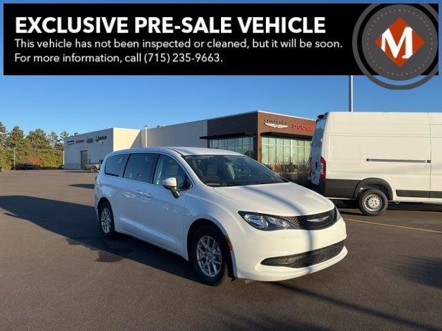 2023 chrysler voyager lx