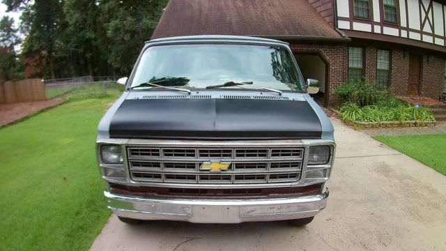 chevrolet g20 van short wheel base