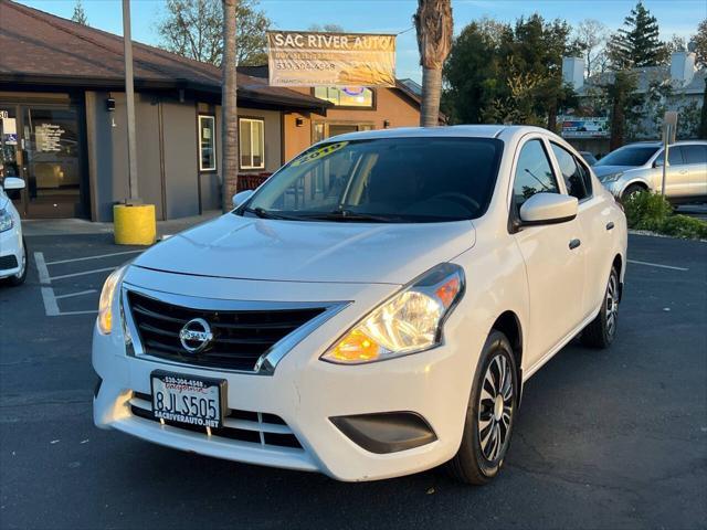 2019 nissan versa 1.6 s+