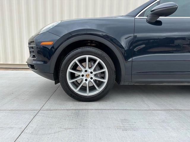 2020 porsche cayenne base