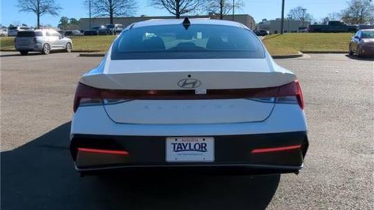 2024 Hyundai Elantra