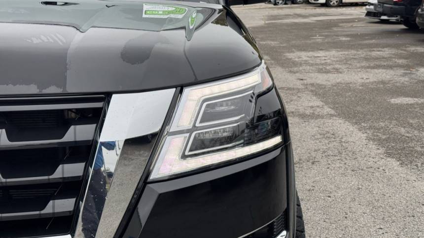 2022 nissan armada sv