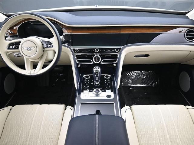2023 bentley flying spur mulliner v8