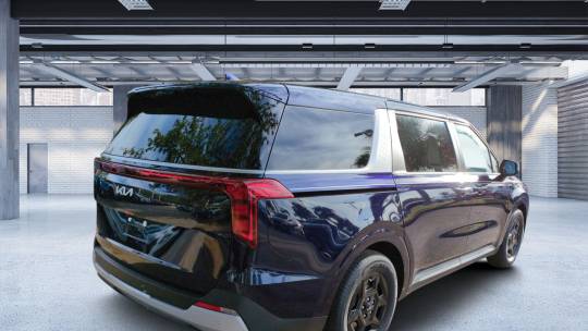 2025 Kia Carnival