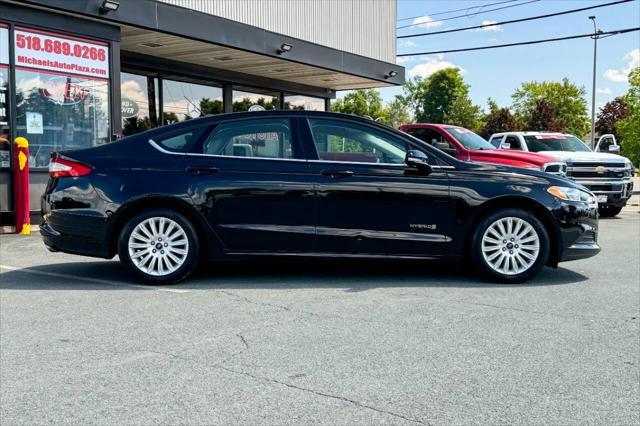 2016 ford fusion hybrid se