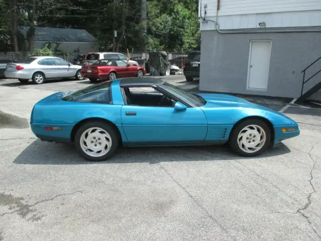 1994 chevrolet corvette 2 door hatchback coupe, 5.7l