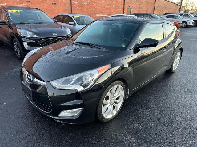 2012 hyundai veloster base