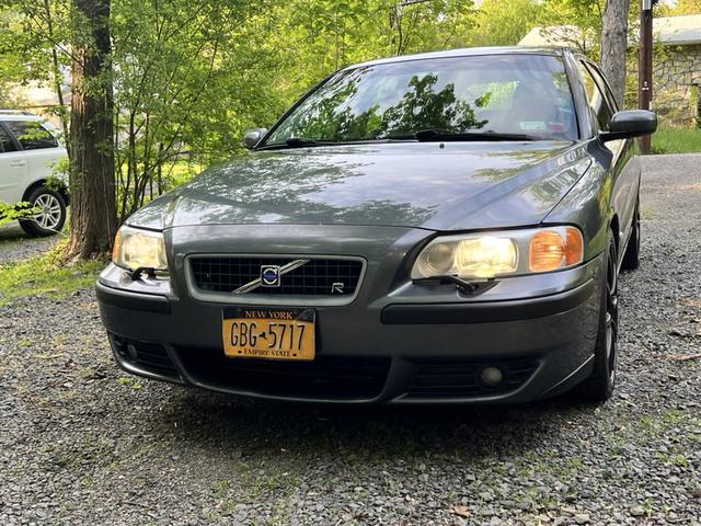 2004 volvo v70 r