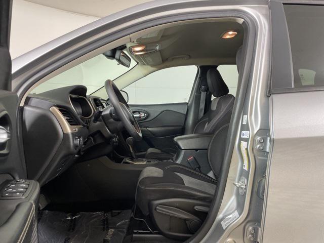 2015 jeep cherokee sport