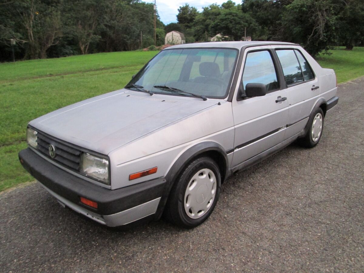 1992 volkswagon jetta gl 5spd 161k $5600 in recent receipts! no rust! survivor